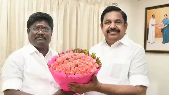 Former MLA from Cholavantan constituency joined AIADMK