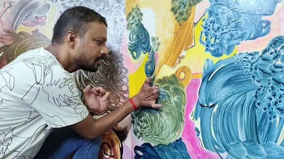 I turned my deformed hands into a brush and painted the world’s largest mural painting, Aasutosh Panigrahi