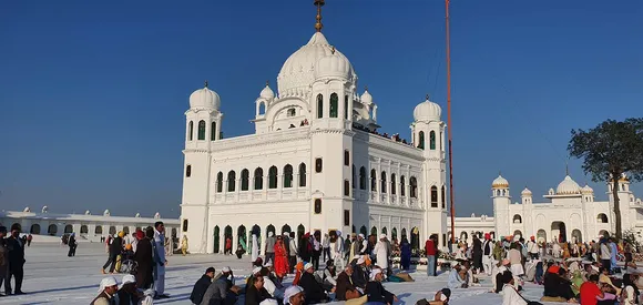 Kartarpur Corridor: Addressing Low Turnout Crucial for Indo-Pak Harmony and People's Unity