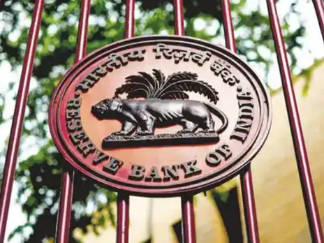 What is RBI's 5% Default Loss Cover for Banks and Fintechs?