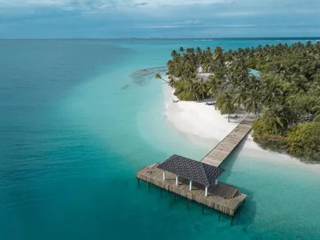 Fiyavalhu Maldives.jpg