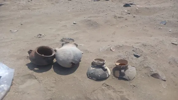 Peru Uncovers Ancient Chancay Pottery at Lauri Archaeological Site