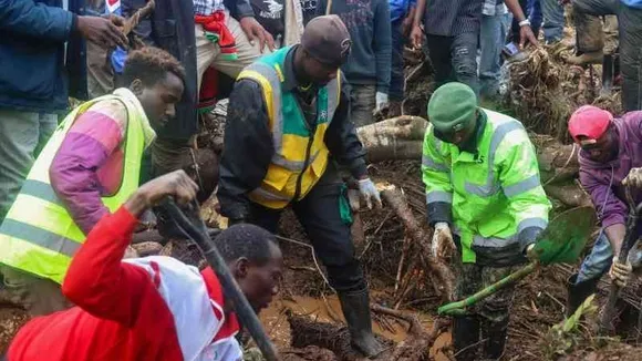 Kenya Red Cross Deploys Chopper to Rescue Tourists from Flooded Maasai Mara Camps