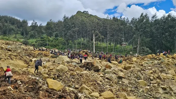 Tragic Landslide in Papua New Guinea Buries Village, Hundreds Feared Dead