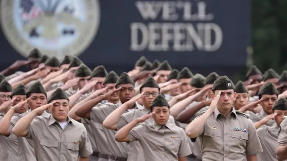 U.S. Military Faces Recruitment Challenges as Families Discourage Enlistment