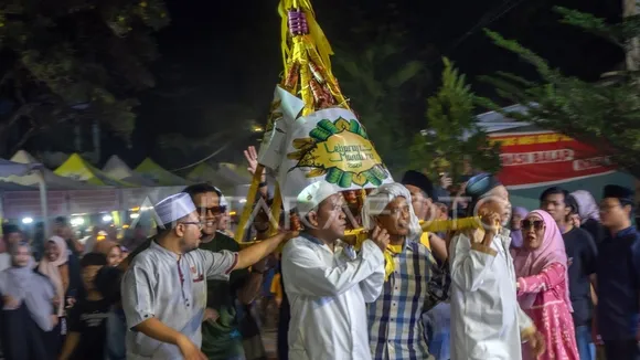 Lebaran Mandura: A Unique Tradition Celebrated by the Kaili People in Palu, Indonesia