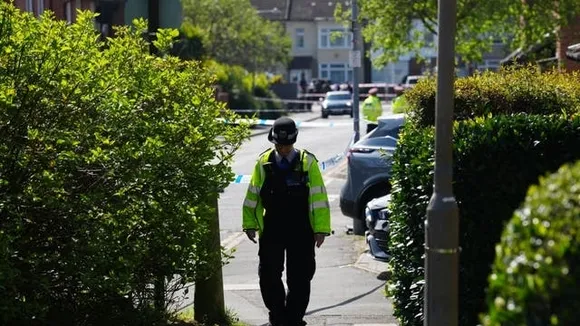 Sword-Wielding Man Arrested After Attacking Public and Police in Northeast London, Injuring Five