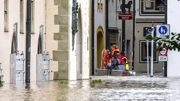 Five Dead, Thousands Evacuated in Southern Germany Floods