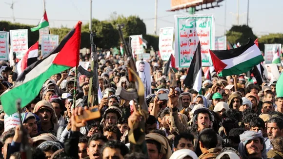 Thousands March in Yemen in Solidarity with Palestinians, Condemn US-UK Strikes