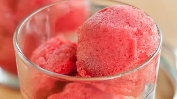 Refreshing Summer Fruit Sherbets: Cooling Recipes to Beat the Heat