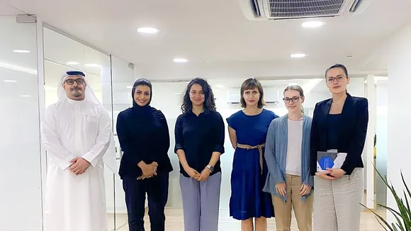 Kuwaiti Delegation Meets with Bahrain's LMRA to Combat Human Trafficking