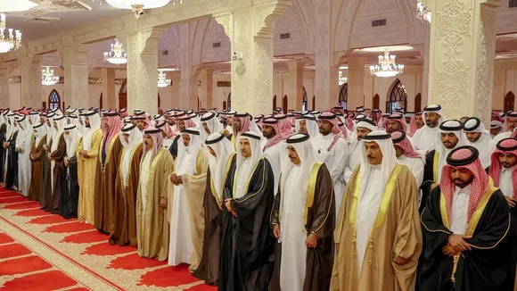 Bahrain's King Leads Funeral Prayer Amid Regional Meetings and Kuwait's Political Upheaval