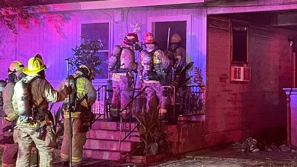 Austin Fire Department Rescues 1 Person, 3 Cats from House Fire