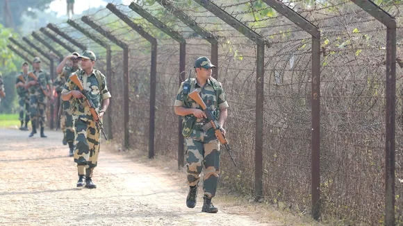 Pakistan-Born Bangladeshi Man Arrested in India While Attempting to Enter Bangladesh