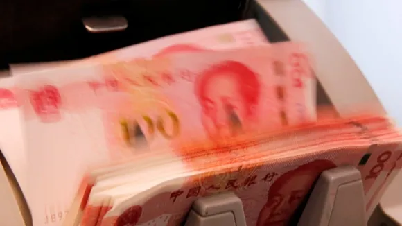 Offshore Yuan Trading Faces Cash Squeeze, Hurting Bearish Bets