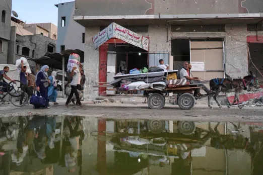 Israeli Bombing in Khan Younis Sends Injured To Nasser Hospital Amid Evacuation Orders