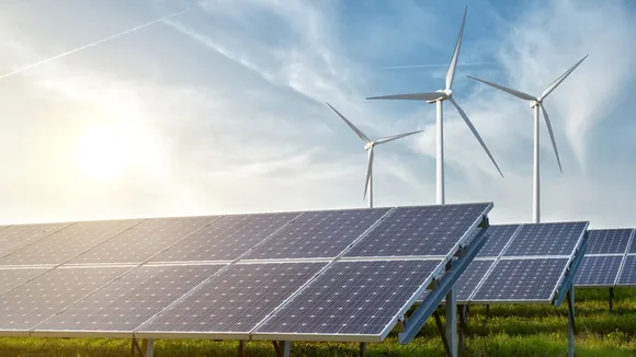 Renewable Energy Stocks Soar Amid Short Squeeze and Declining Interest Rates