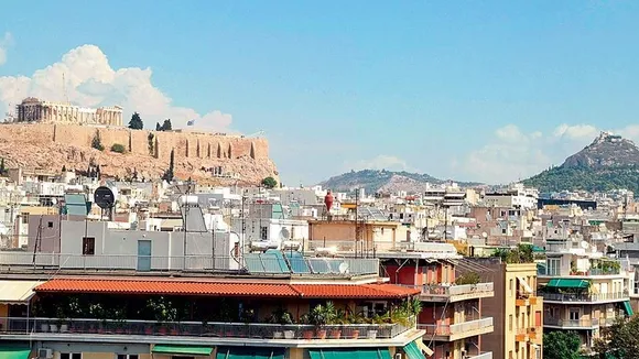 Athens Mayor Blocks Building Permits to Preserve City Character