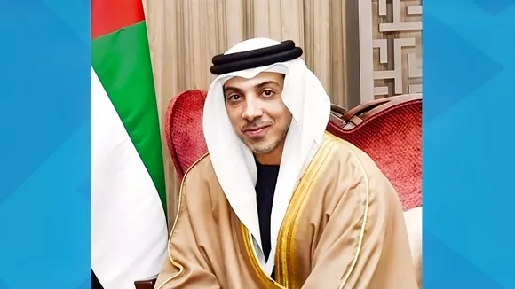 Sheikh Mansour Honors Nafis Award Winners for Emiratisation Efforts