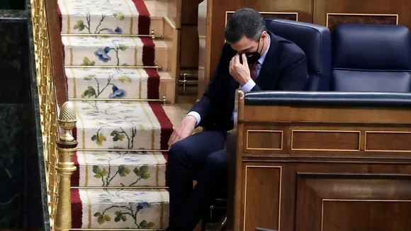 Spanish PM Pedro Sánchez Considers Resigning Amid Corruption Probe of Wife