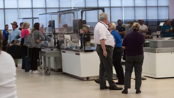 Calls to Privatize Security at Pensacola Airport Amid TSA Screening Issues