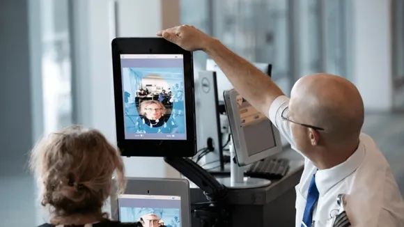 Bipartisan Senators Push for Restrictions on TSA's Facial Recognition Technology at Airports