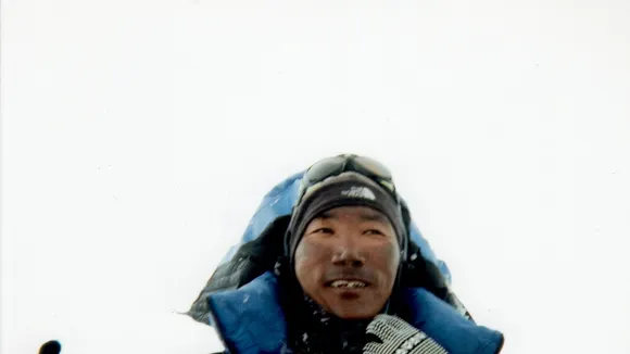 Kami Rita Sherpa Breaks Own Record with 29th Everest Summit