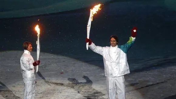 French Mayors Criticized for Spending Thousands to Host Olympic Torch