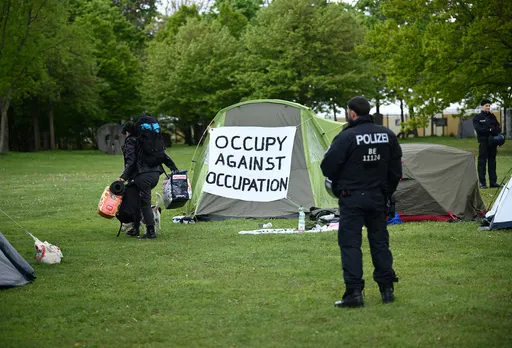 Berlin Police Clear Pro-Palestinian Camp Outside German Parliament, Activists Demand End to Arms Exports to Israel