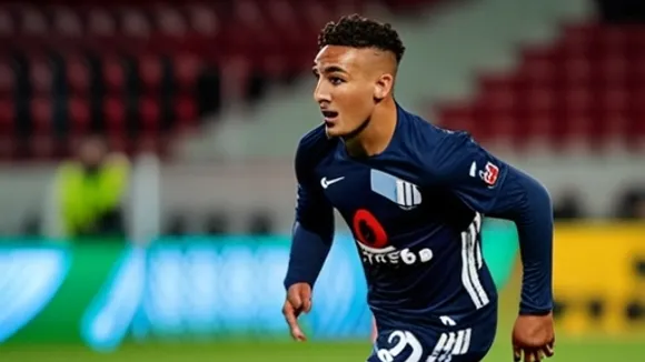 Algerian Midfielder Adam Ounas in Talks to Join Shabab FC from Lille