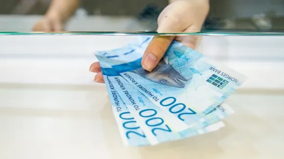Norway Legislates Right to Pay with Cash Despite Being World's Most Cashless Country