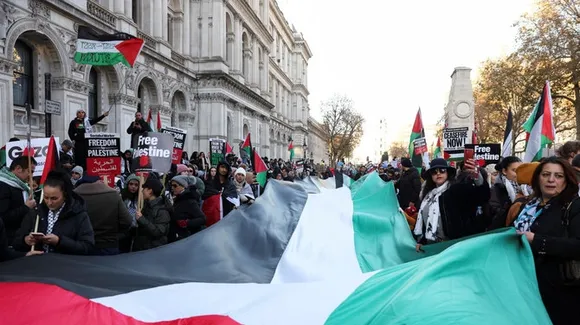 Tens of Thousands Protest Outside Downing Street Against Israel's Airstrike on Rafah Tents