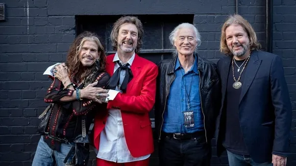 The Black Crowes Thrill London with Steven Tyler Encore on Happiness Bastards Tour