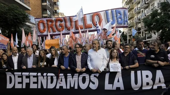 Massive Protests in Argentina Demand Increased Funding for Public Education