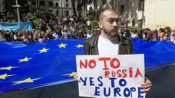 Georgians Rally Against Russian Law, Advocate for European Alignment on Republic Square