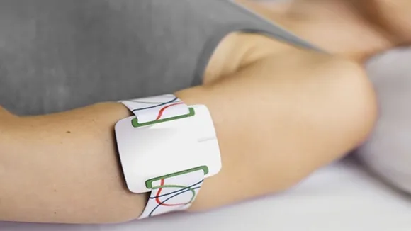 Sohar University Students Develop Smart Bracelet to Detect Epileptic Seizures