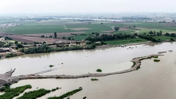 Torrential Rains Trigger Deadly Floods in Northern Iraq, Claiming Lives of 4 Hikers