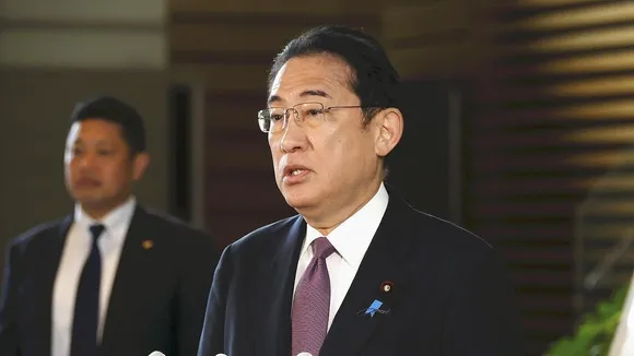 PM Kishida Proposes Constitutional Amendment Draft on Constitution Day