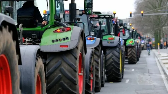 French and Spanish Farmers to Block Pyrenees Border Roads on June 3, 2024