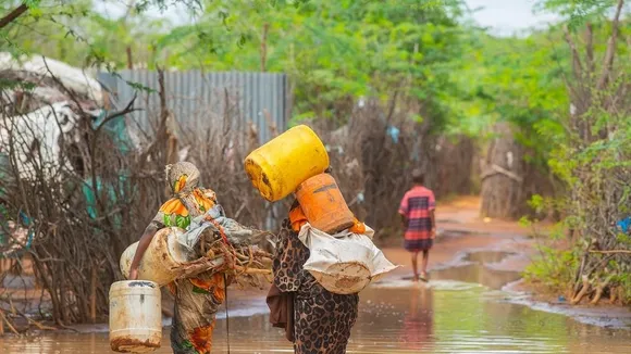 Floods Exacerbate Humanitarian Crisis in Dadaab Camp, Kenya