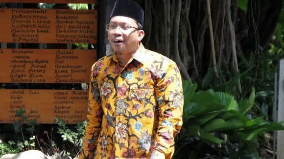 Sidoarjo Regent Gus Muhdlor Summoned as Suspect in Corruption Case