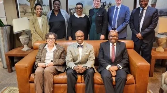 South Africa's Electoral Commission Meets with US Ambassador Ahead of May Elections
