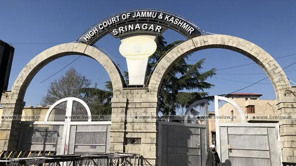 Jammu and Kashmir High Court Reinstates Delisted Contractors in Tendering Process