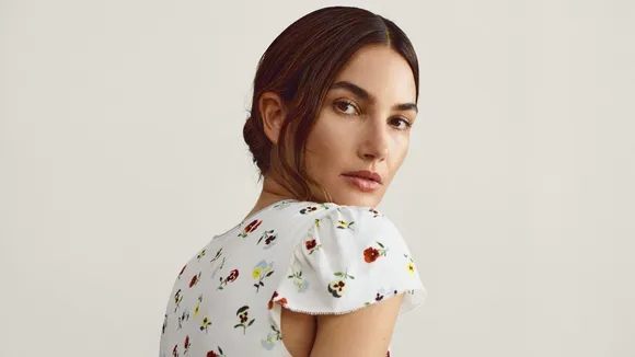 Dôen and Gap Unveil 51-Piece Collection for Women and Children