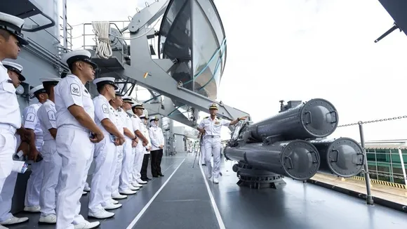 Japanese Naval Ships JS KASHIMA and JS SHIMAKAZE Visit Brunei to Strengthen Ties