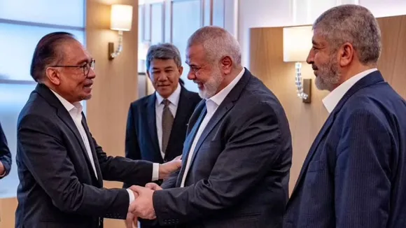 Malaysian PM Anwar Ibrahim Meets Hamas Leaders, Urges Israel to End Atrocities