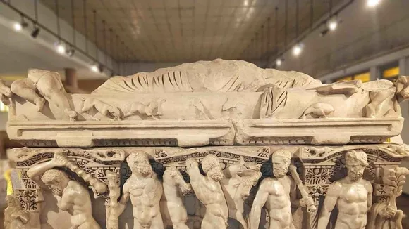 Ancient Roman Sarcophagus in Turkey Depicts Hercules' Twelve Labors
