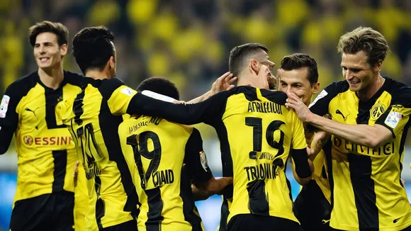 Borussia Dortmund Stages Stunning Comeback to Defeat Atlético Madrid in Champions League Thriller