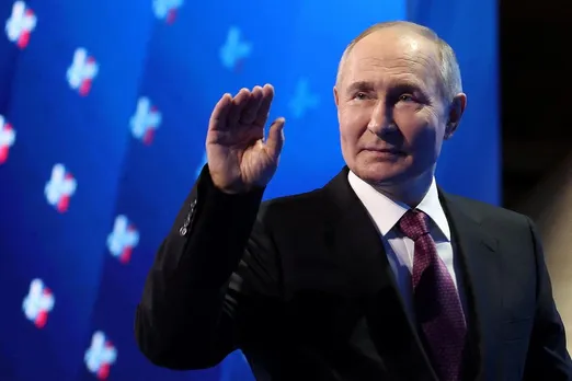 Putin: Russia Aims for 'Cordon Sanitaire' in Kharkiv Region, Not Capture of City