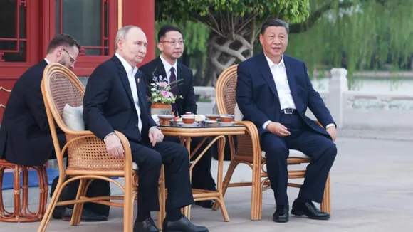 President Xi Bids Farewell to Putin with a Hug Following Restrictive Meeting in Beijing